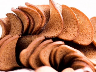 Вяленое мясо: Ресторанные гренки с чесноком